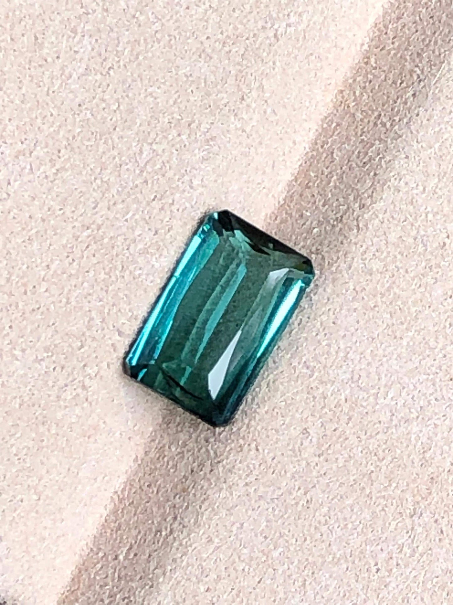 Paraiba Tourmaline Gemstone 3.790 Carat | Blue Green Loose Tourmaline for Jewelry | Faceted Stone