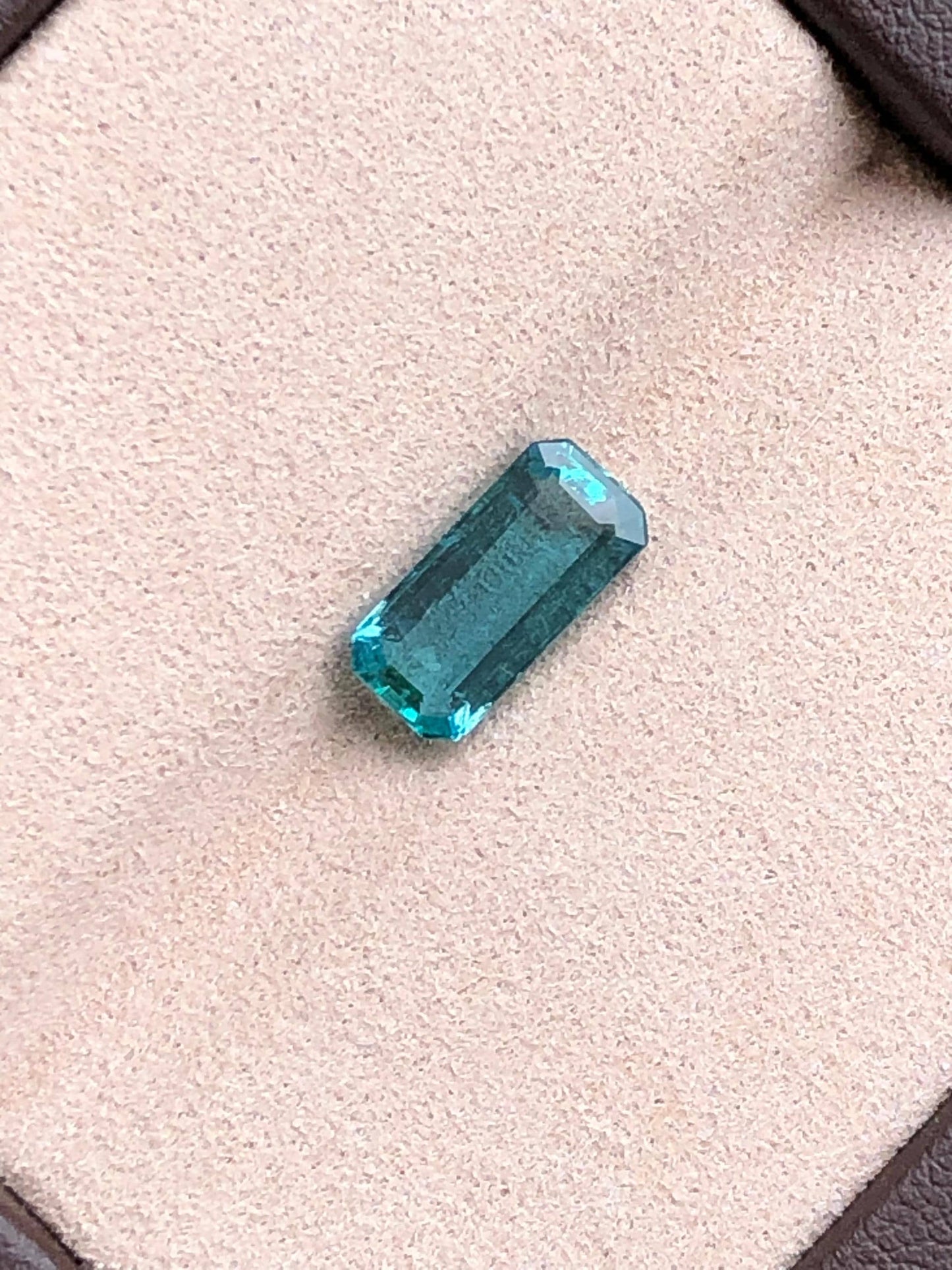 Faceted Paraiba tourmaline Gemstone: 2.145 Carat Loose Stone