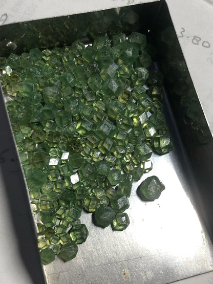 Demantoid Garnet Rough – Raw Green Garnet Hexagonal Crystals for Jewelry Making
