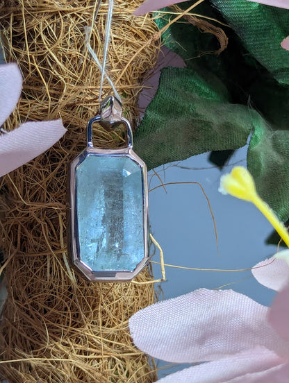 Aquamarine Sterling Silver Necklace: Crystal Pendant