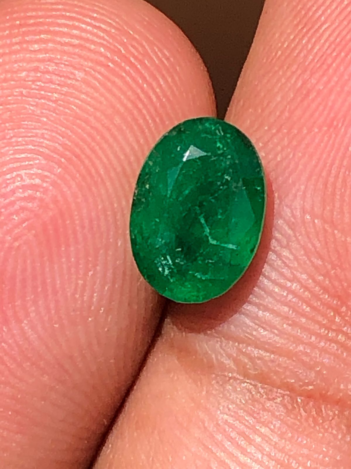 Swat Oval Emerald – 1.775 Carat | Premium Quality Wholesale Gemstone