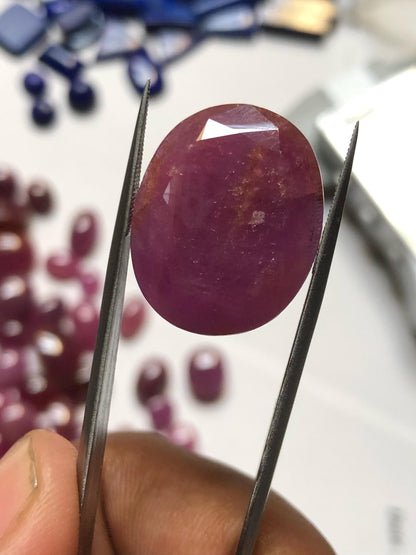 22.95 Carat Mozambique Ruby Gemstone: Natural Red Oval Faceted