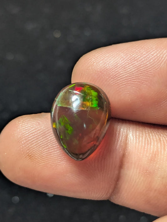 AAAA Grade Opal |14.6mm x 12.1mm, 7.81 Carat Opal