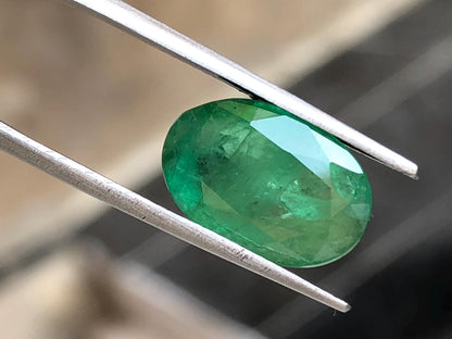 5.700 Carat Emerald | Oval Shape Natural Green Emerald