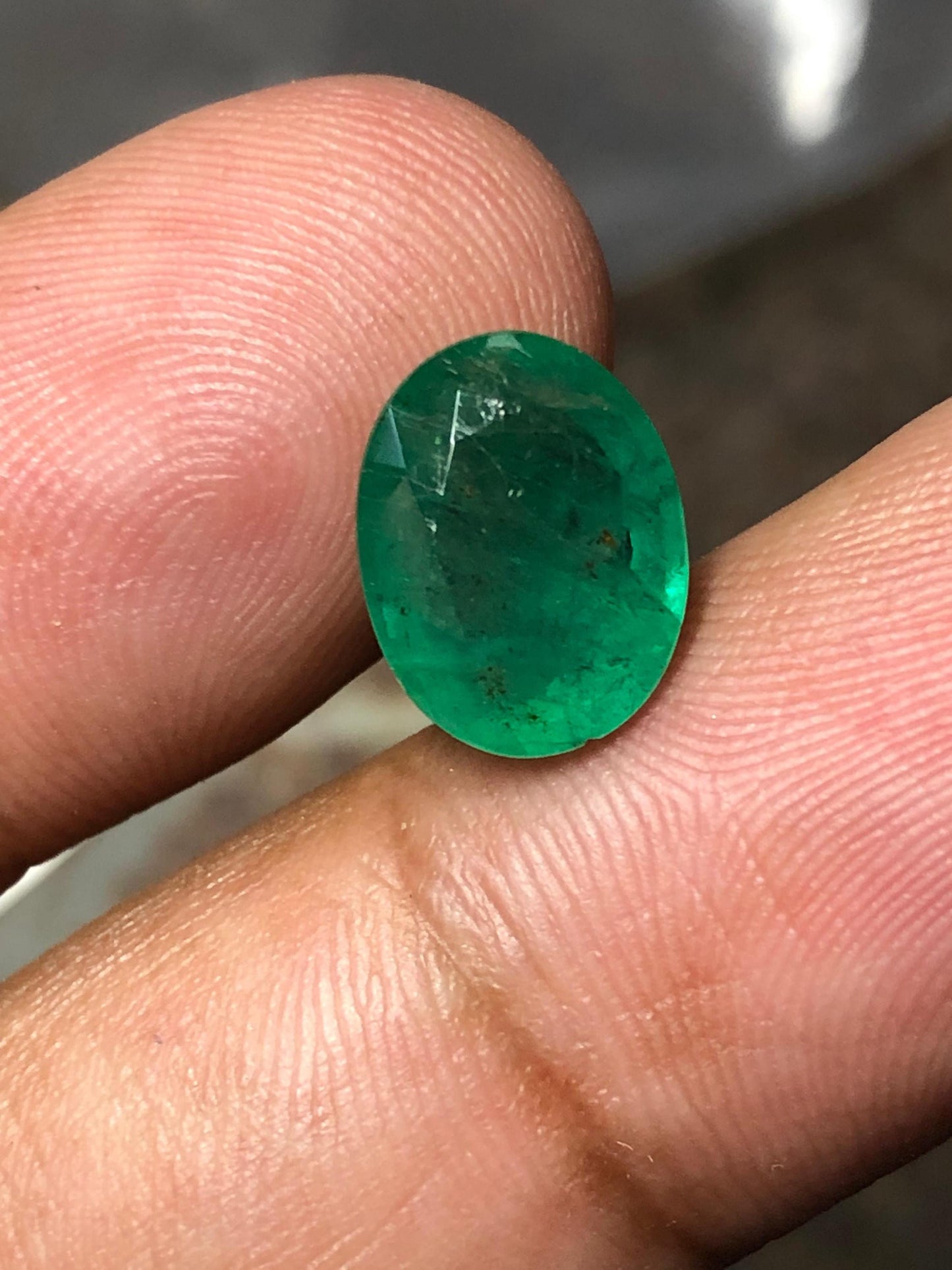 Faceted Emerald 3.510 Carat | Oval Cut Loose Gemstone for Jewelry | Natural Green Stone