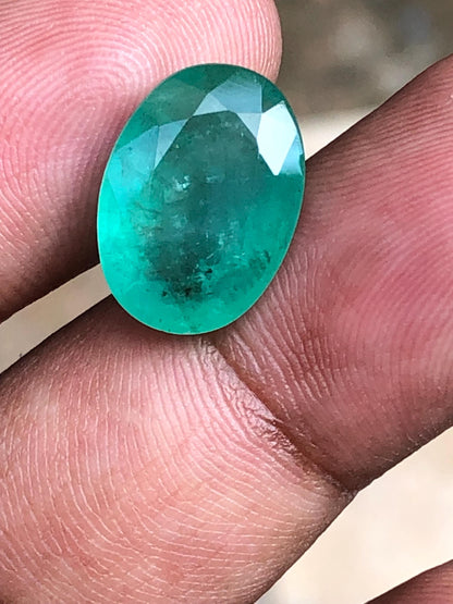 7.200 Carat Natural Emerald Loose Gemstone | Oval Cut Green Emerald | Certified