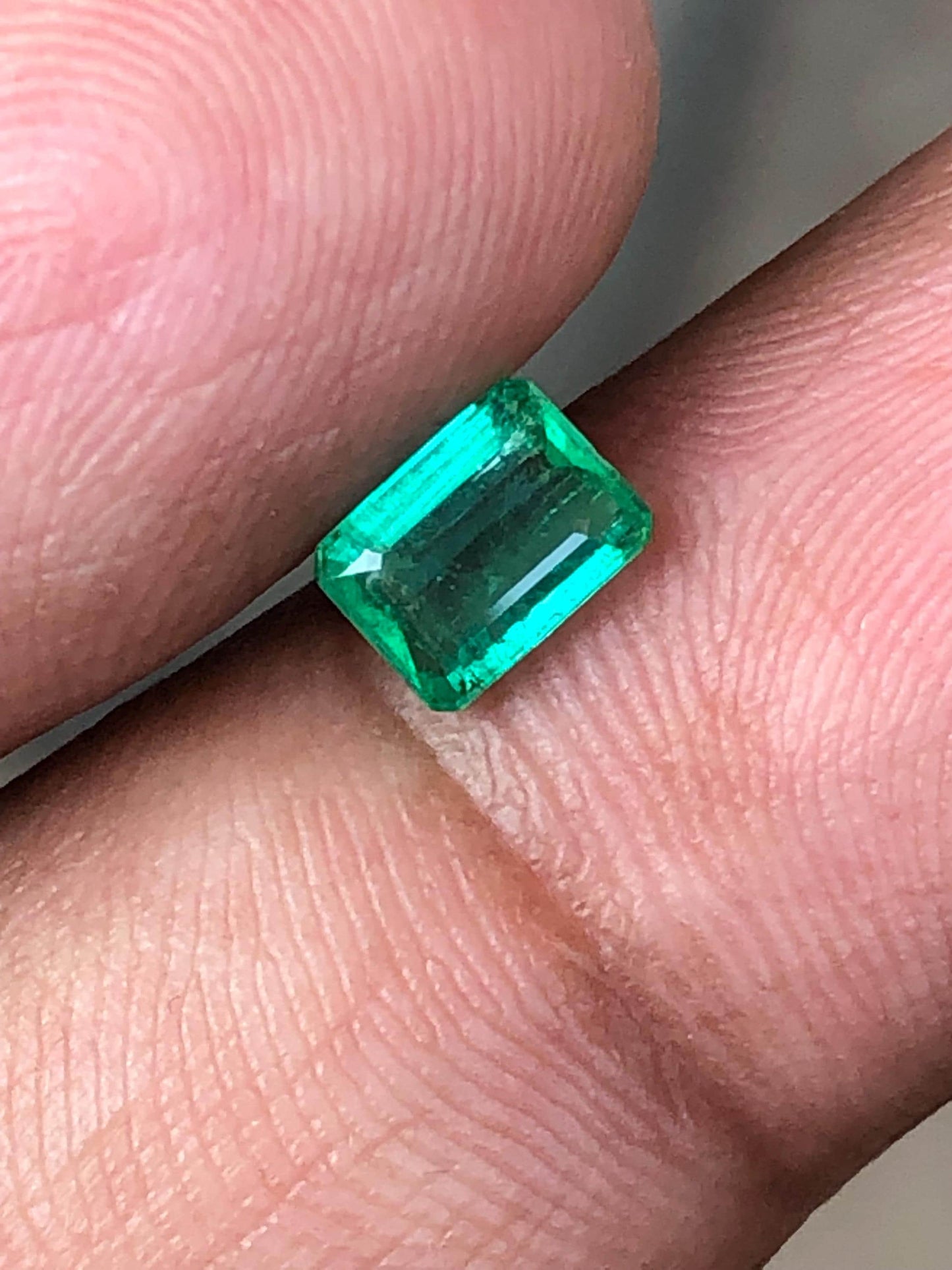 Panjshir Emerald 0.715ct | Untreated Afghan Gem for Fine Jewelry