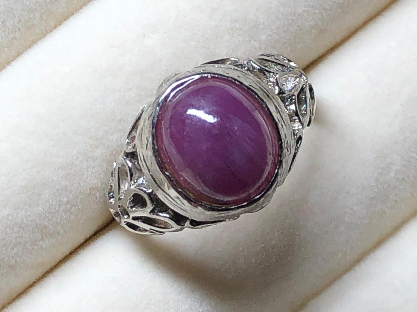 Natural Ruby Cabochon Ring in 925 Sterling Silver – Handmade Vintage-Style Statement Ring