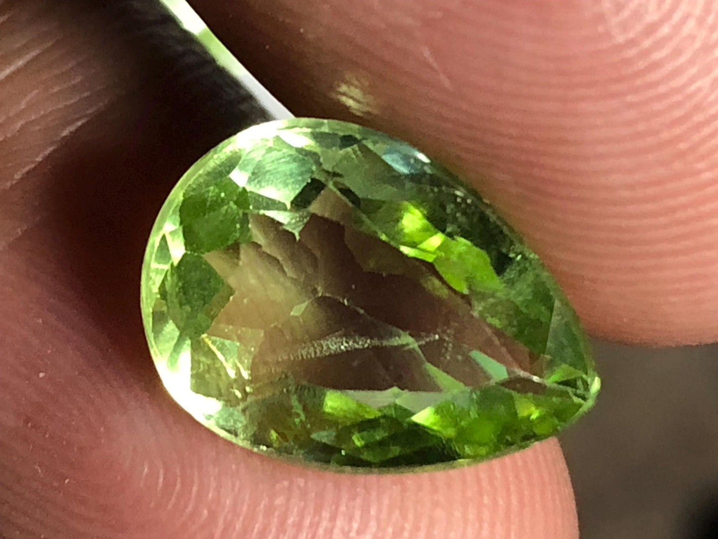 Natural Peridot 4.08 Ct | Oval Cut | Supat Valley Mine