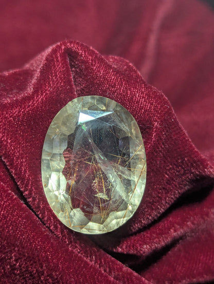 natural quartz gemstone 49.060 carat