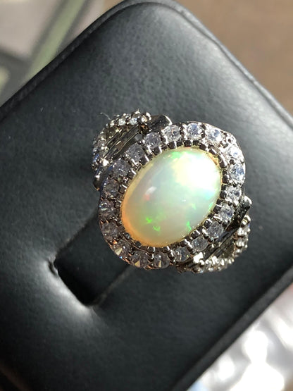 Opal gemstone ring with fire play