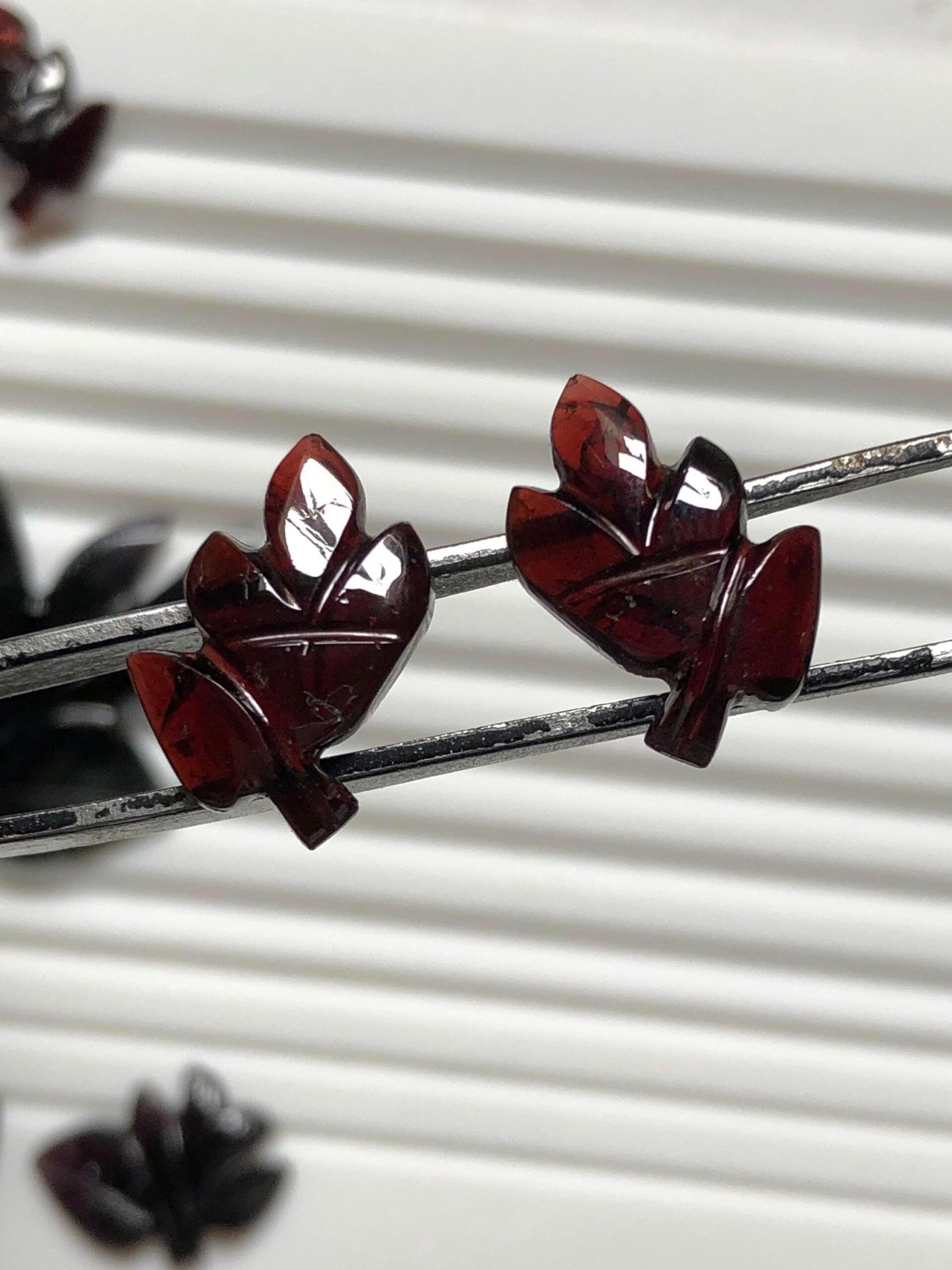 17.235 Ct Natural Red Tourmaline Leaf Carving Pair | Hand-Carved Gemstone for Earrings - Image 3