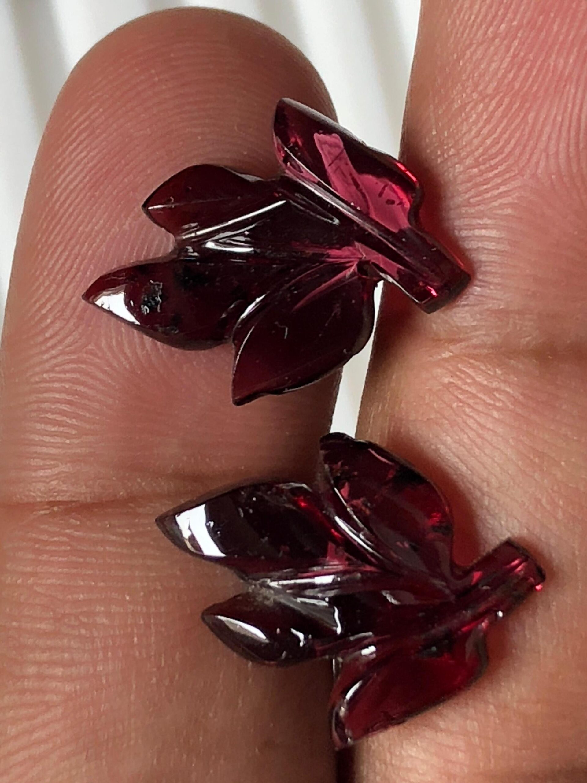11.295 Ct Natural Red Tourmaline Leaf Carving Pair | Hand-Carved Gemstones for Earrings - Image 4