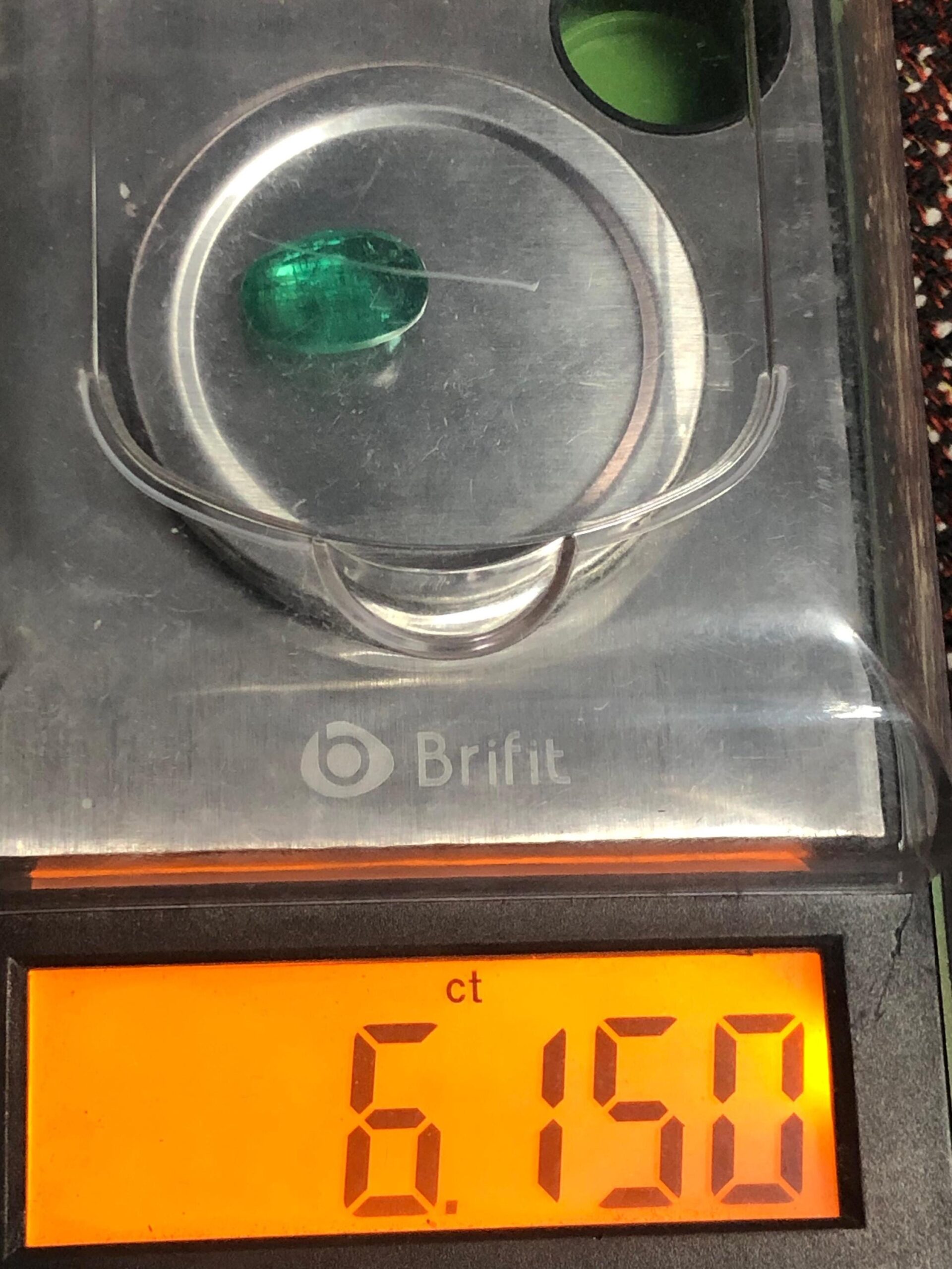 6.15 Carat Natural Emerald Oval Loose Green Gemstone for Fine Jewelry | Zambian Origin - Image 5