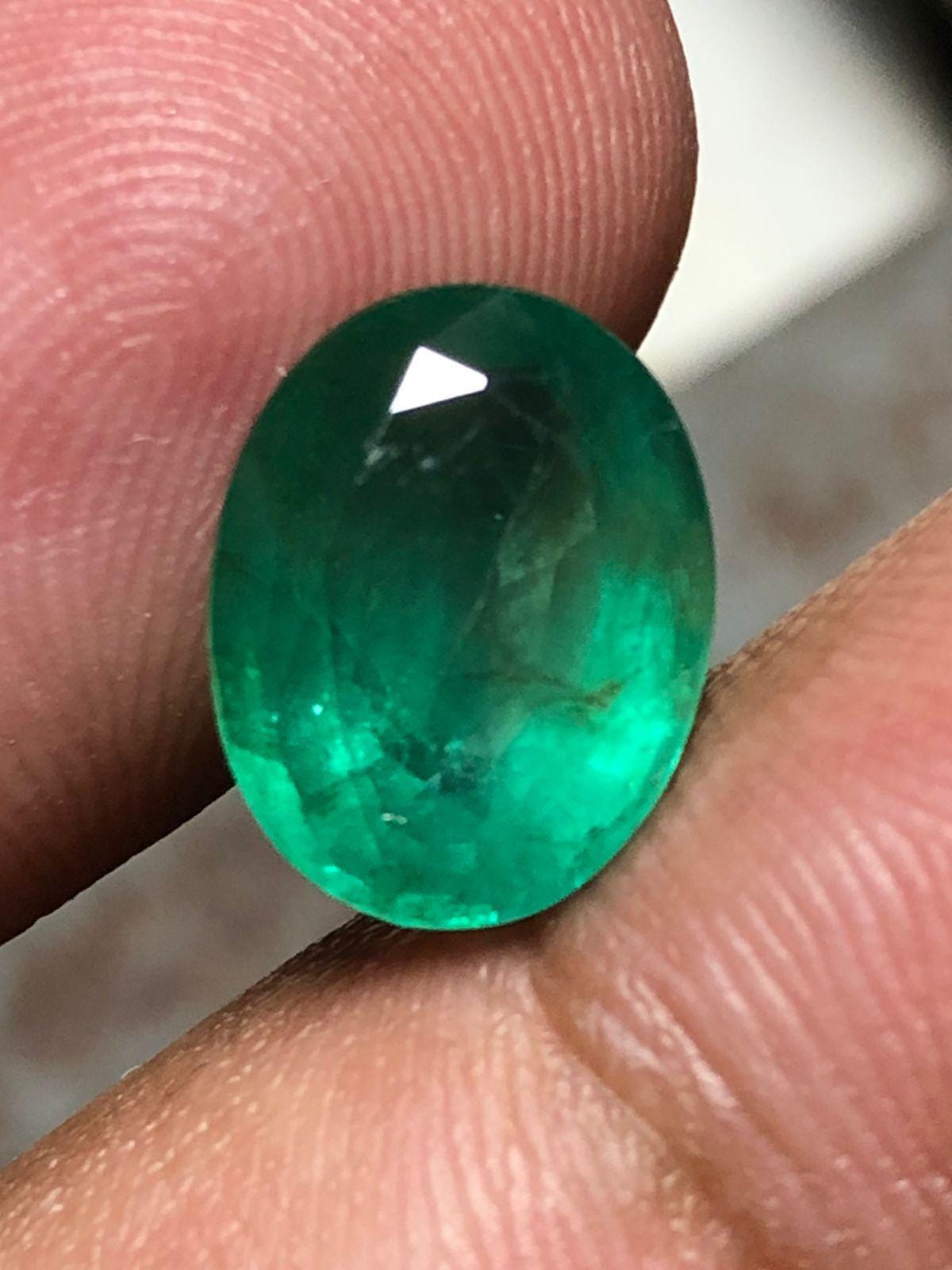 Zambian Emerald 3.250 Carat | Natural Loose Gemstone | Polished Green Stone for Jewelry - Image 6
