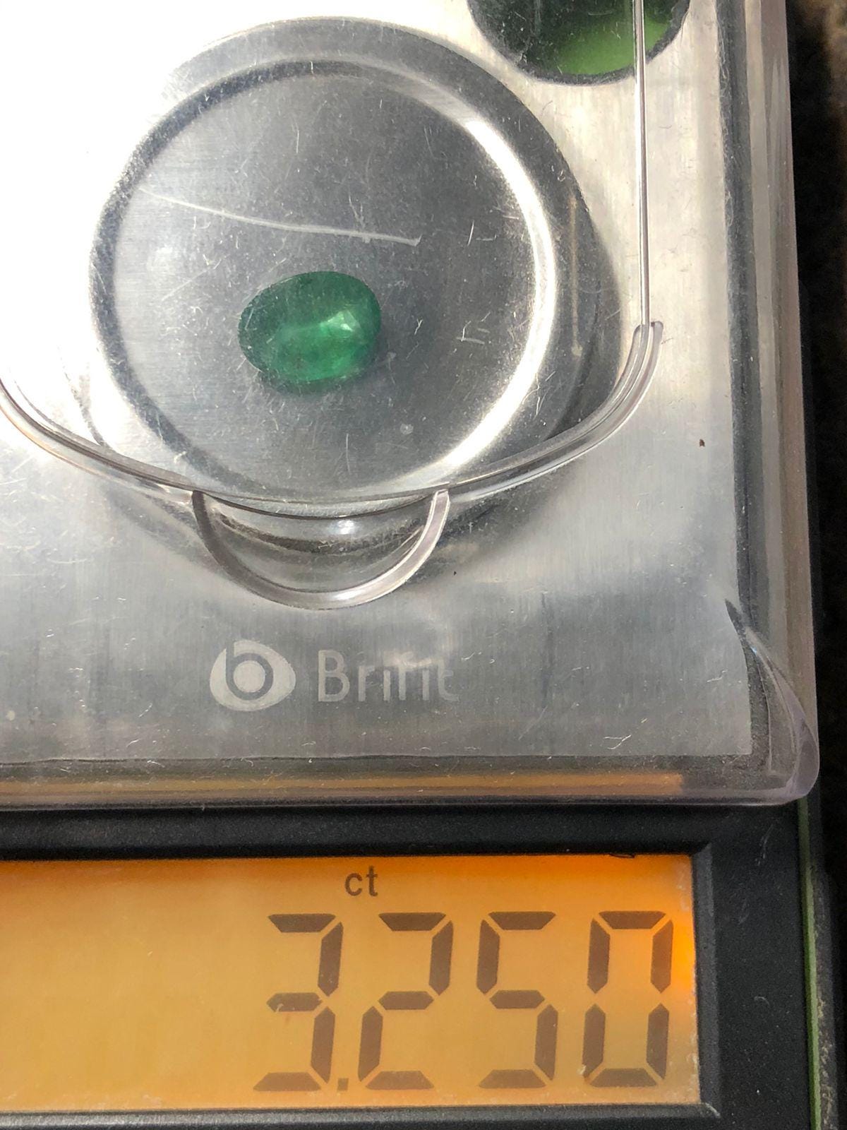 Zambian Emerald 3.250 Carat | Natural Loose Gemstone | Polished Green Stone for Jewelry - Image 9