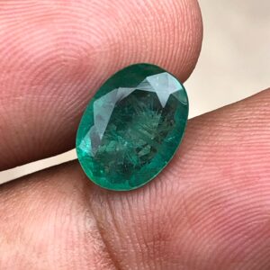 3.205 Carat Natural Emerald Oval Loose Green Gemstone for Fine Jewelry | Zambian Origin