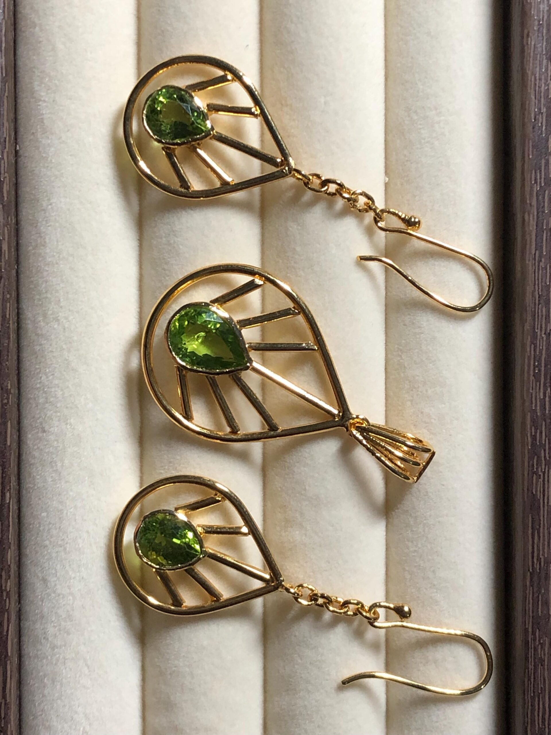 Natural Peridot Necklace and Earrings Set | Gold Plated Leaf Design | August Birthstone - Image 5