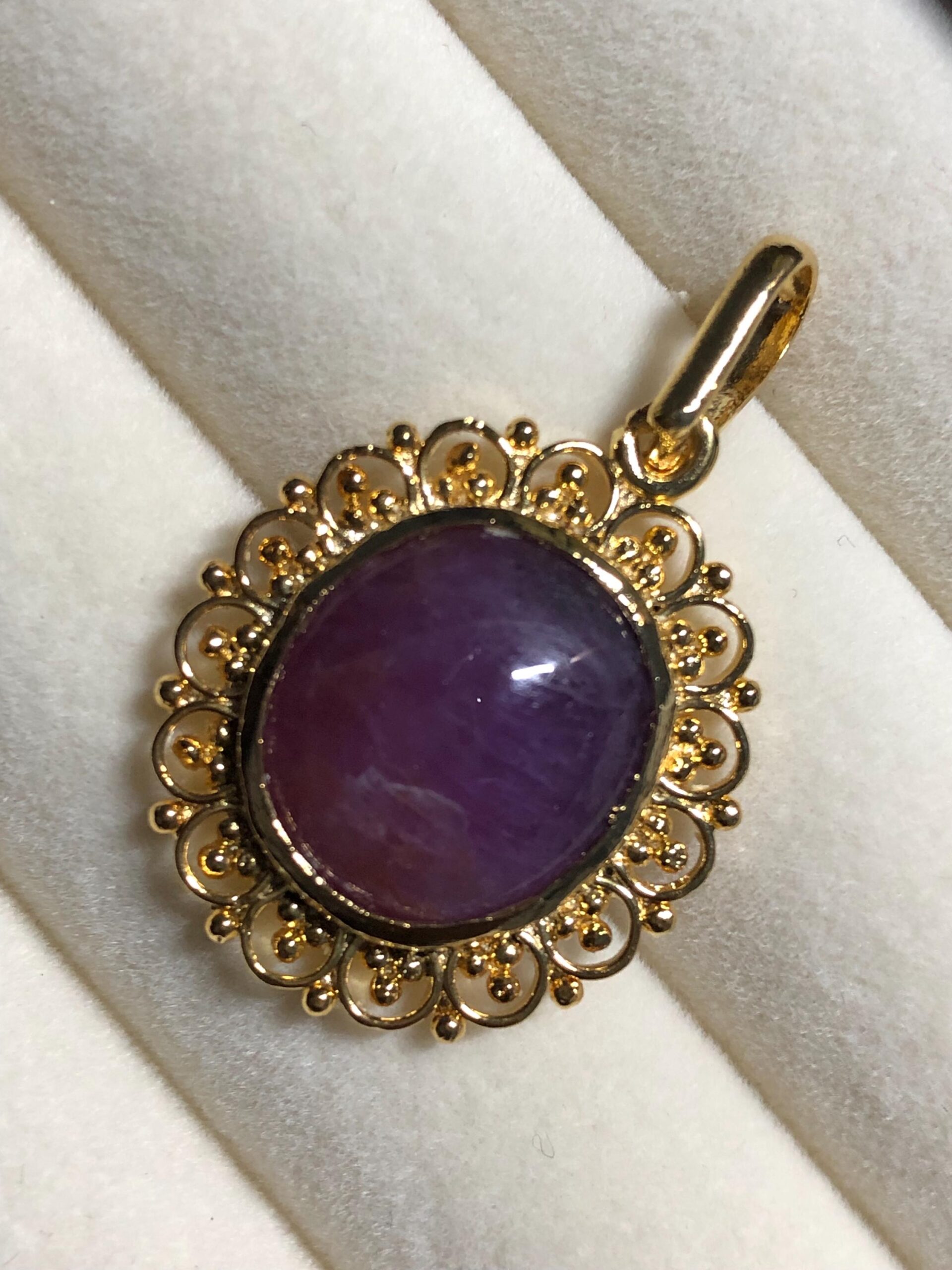 Vintage natural Ruby Cabochon Pendant: Gold Plated Sterling Silver - Image 2