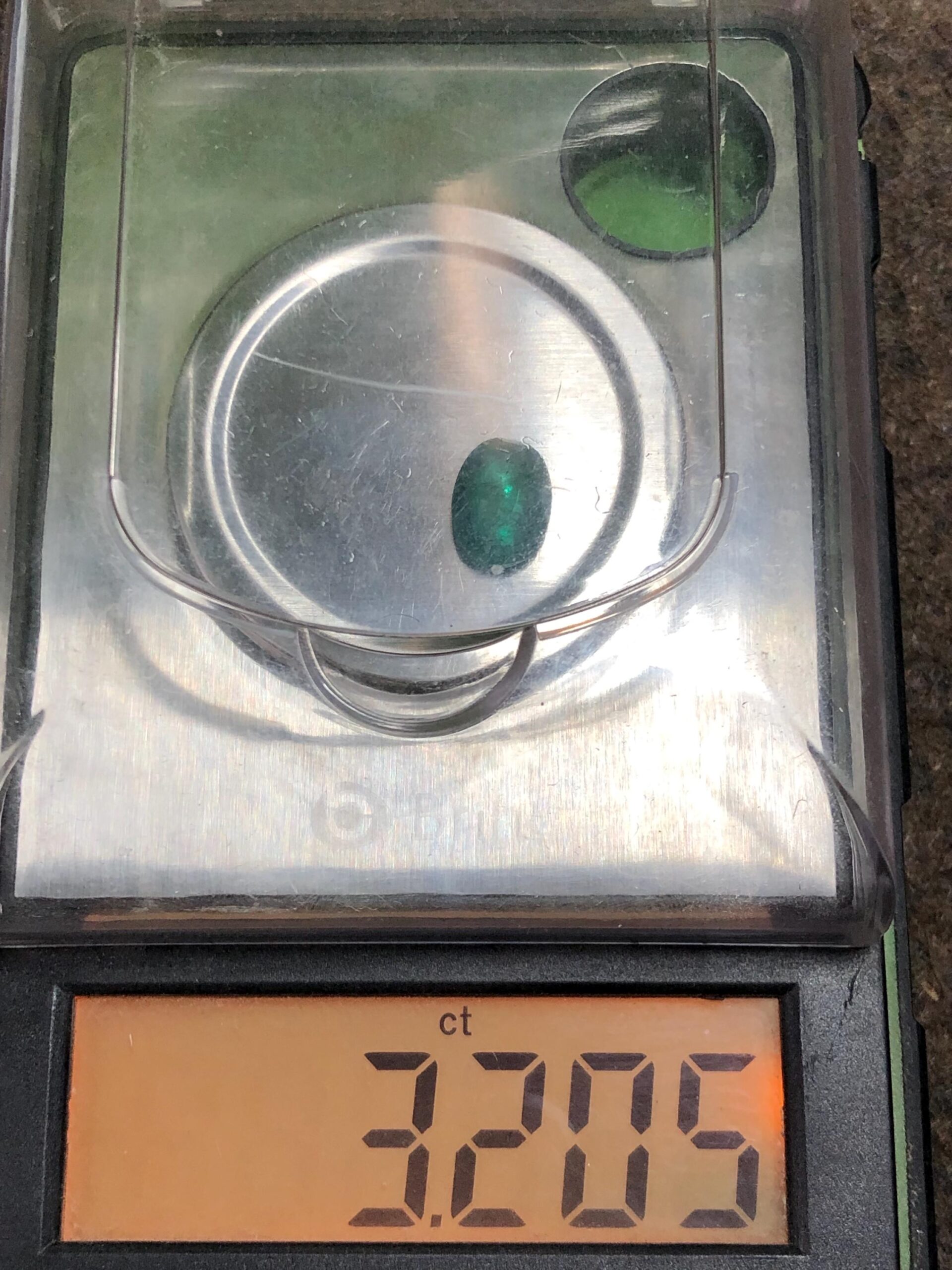 3.205 Carat Natural Emerald Oval Loose Green Gemstone for Fine Jewelry | Zambian Origin - Image 9