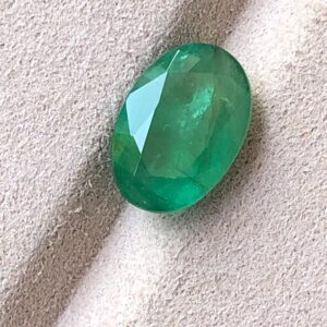 5.700 Carat Emerald | Oval Shape Natural Green Emerald