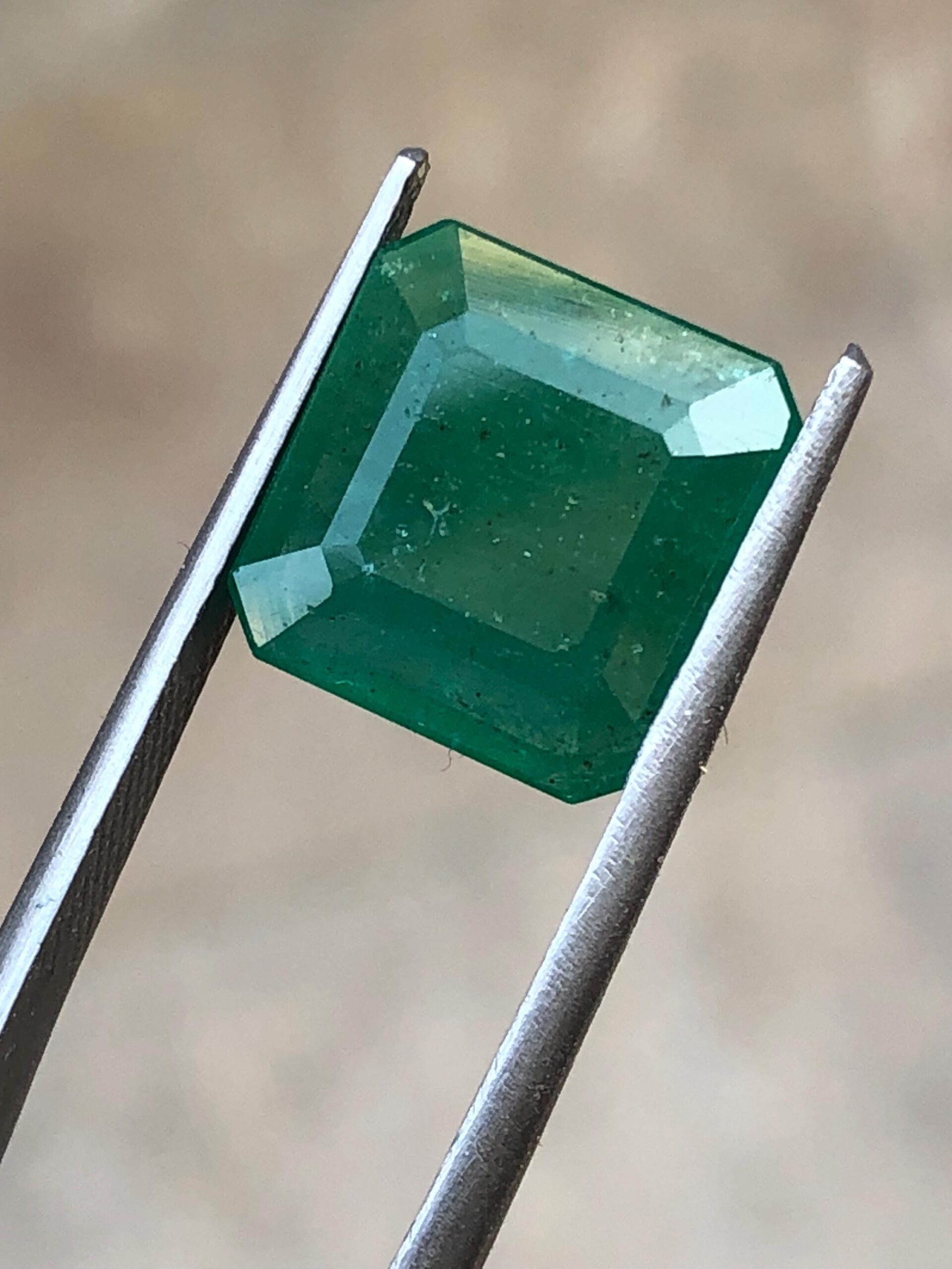 5.785 Carat Emerald Loose Green Gemstone Oval Cut - Origin Zambia - Image 3