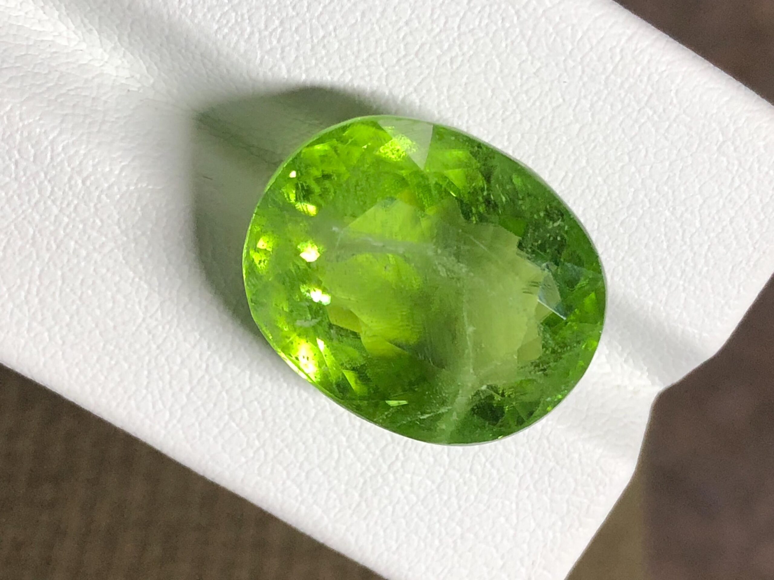19.92 Carat Natural Peridot Loose Gemstone | Vibrant Green Cushion Cut Peridot for Jewelry Making | High-Quality Collector’s Stone - Image 4