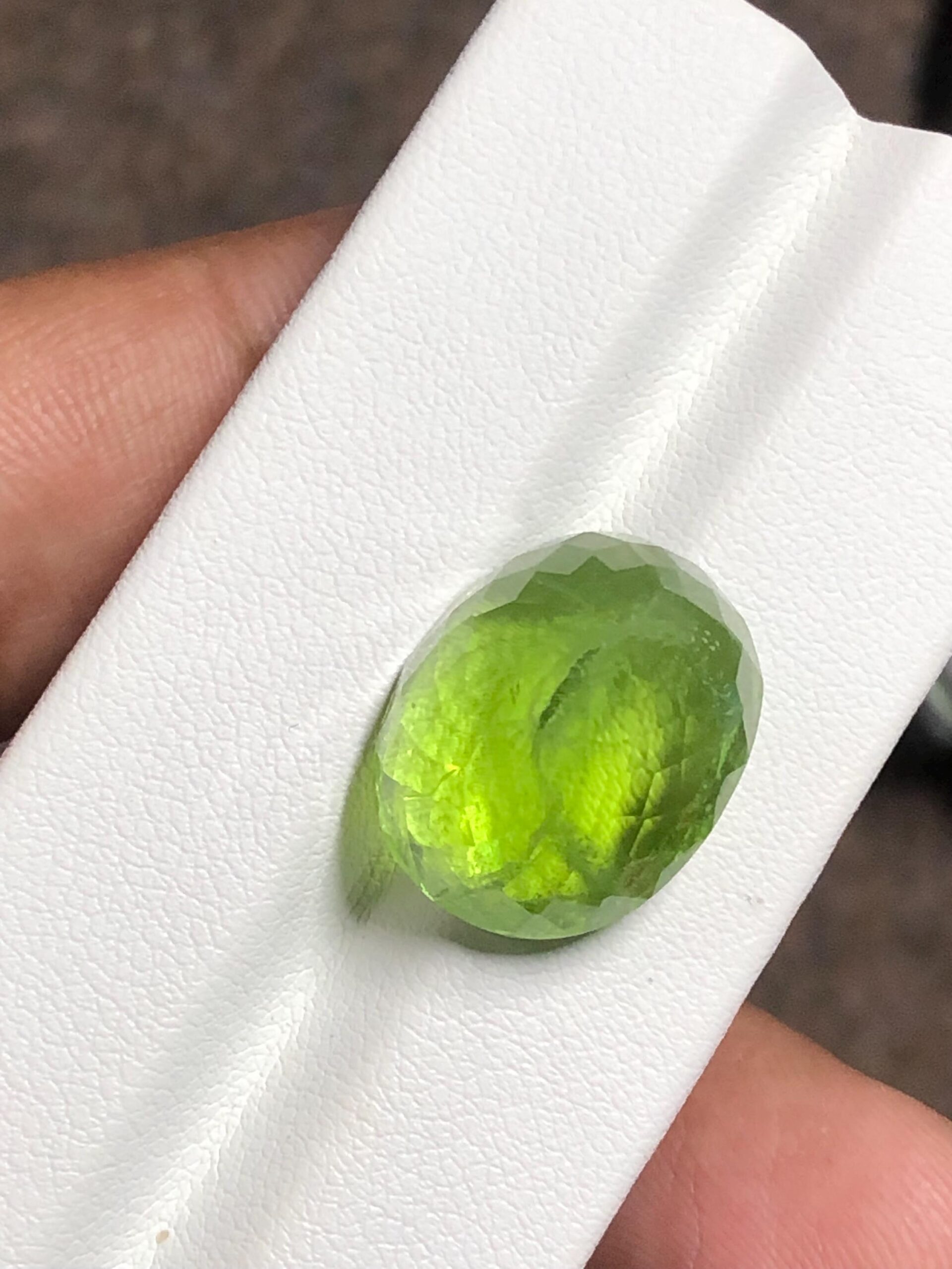 19.92 Carat Natural Peridot Loose Gemstone | Vibrant Green Cushion Cut Peridot for Jewelry Making | High-Quality Collector’s Stone - Image 3