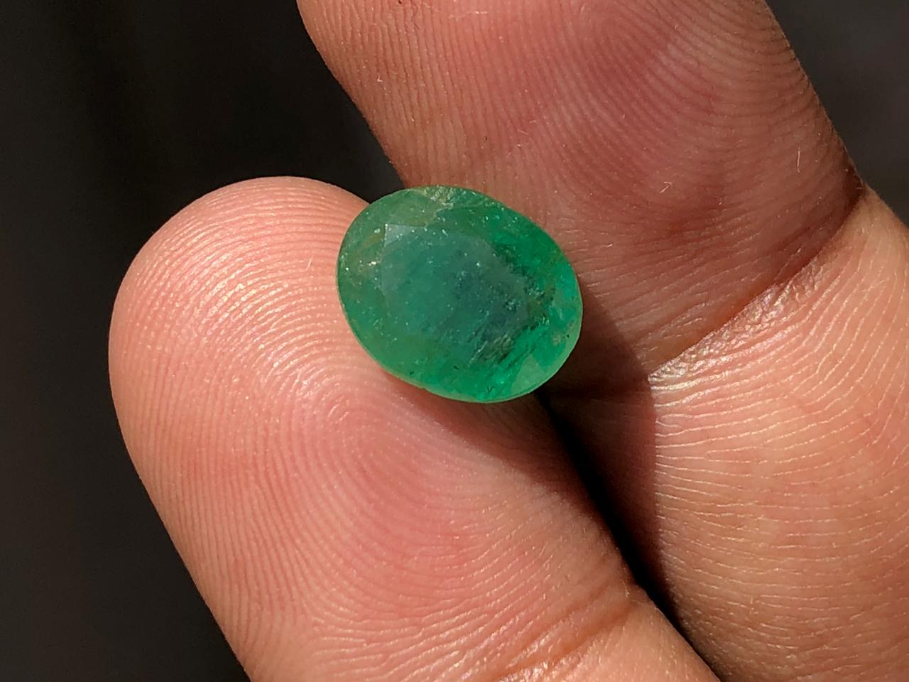 3.30 ct Natural Zambian Emerald – Loose Gemstone – Oval Cut – Green Emerald for Jewelry Making - Image 5