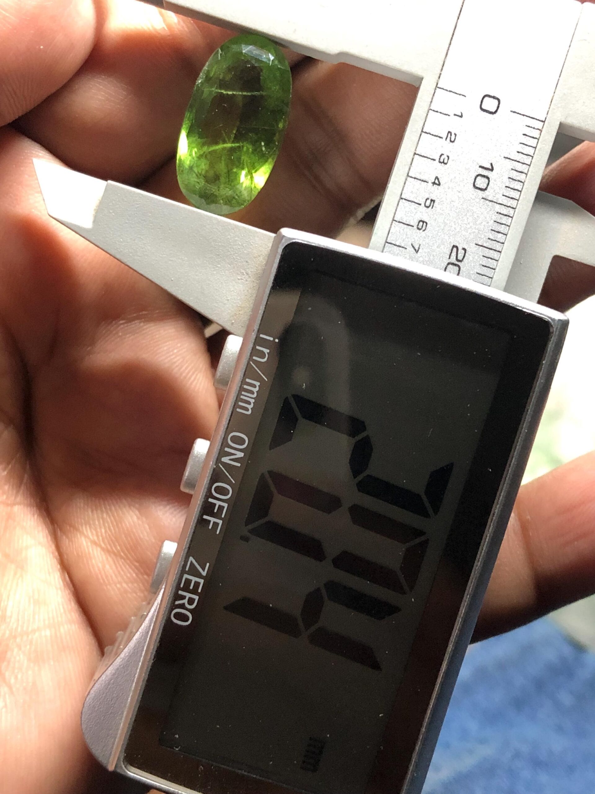 Natural 15.86 Carat Faceted Oval Peridot | Vibrant Green Peridot Gemstone | Pakistan Origin - Image 4