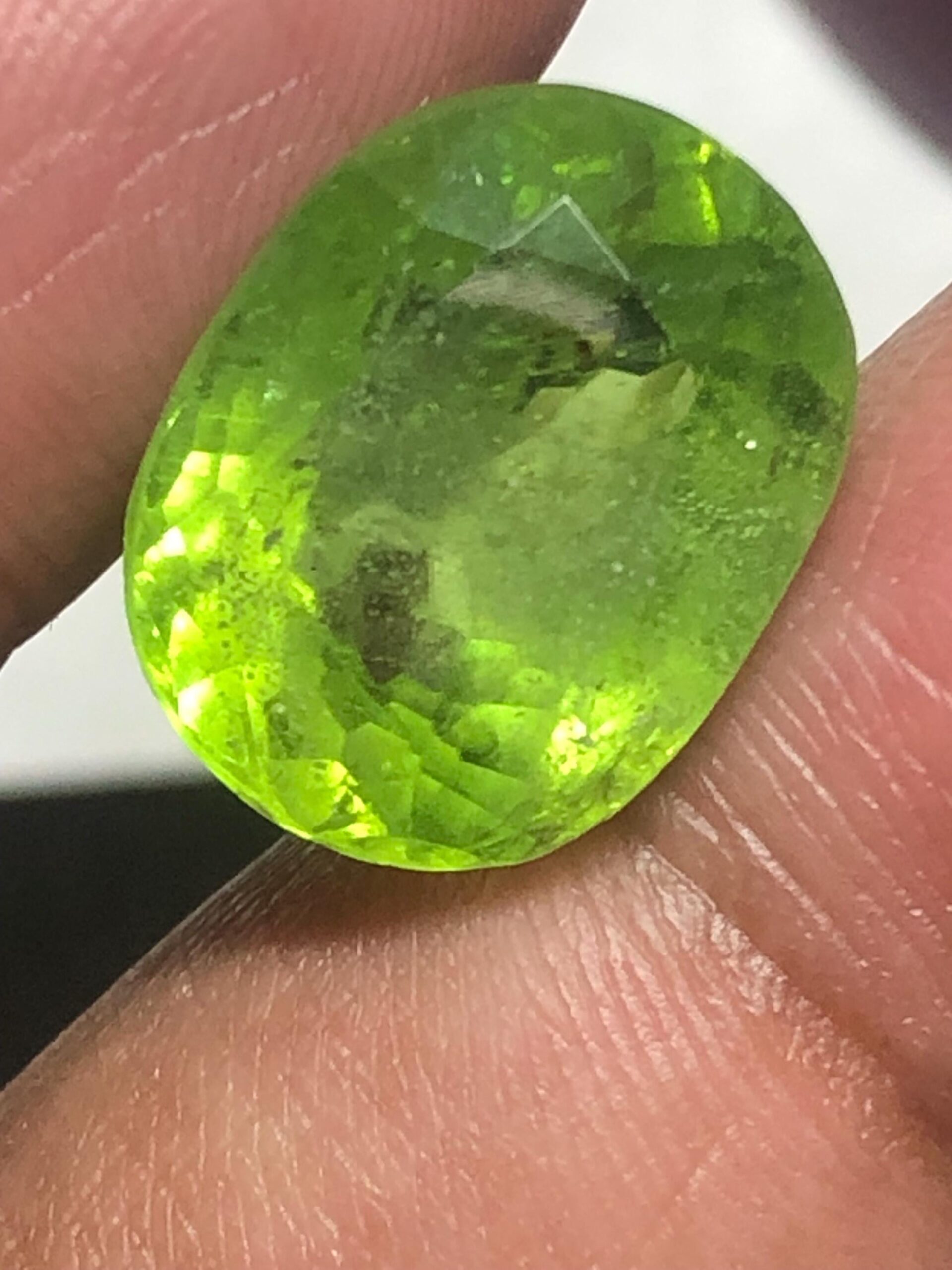 12.94 Carat Natural Peridot Gemstone |pakistan mine supat valley: Oval Cut Green Gem - Image 3