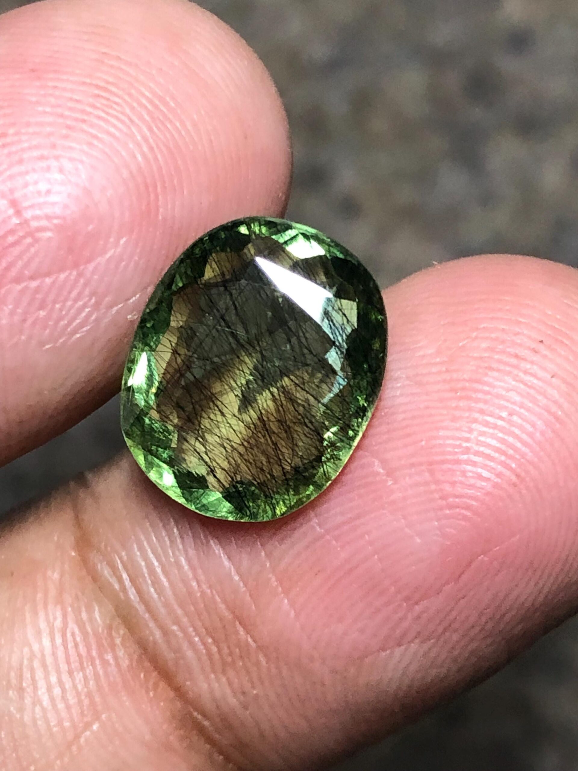 Natural 5.475 Carat Peridot Gemstone | Cushion Cut Green Peridot - Image 4