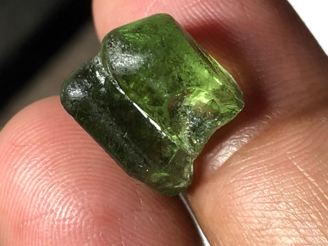 Natural Peridot Rough Crystal 15.22 Ct | Suppat Valley Pakistan | Green Olivine Gemstone | Untreated Mineral - Image 9