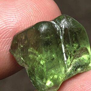 Natural Peridot Rough Crystal 15.22 Ct | Suppat Valley Pakistan | Green Olivine Gemstone | Untreated Mineral