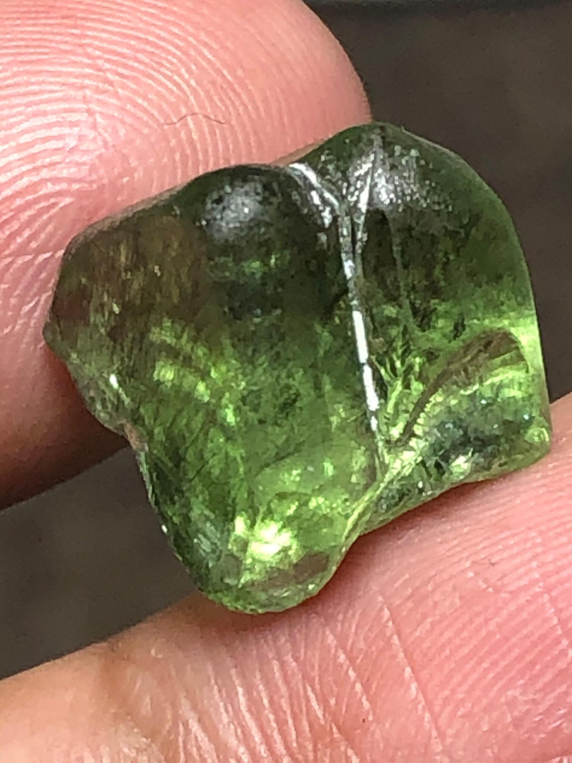 Natural Peridot Rough Crystal 15.22 Ct | Suppat Valley Pakistan | Green Olivine Gemstone | Untreated Mineral - Image 5