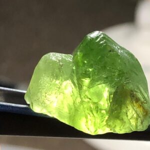 Natural Peridot Rough Crystal 31.55 Ct | Suppat Valley Pakistan | Green Olivine Gemstone | Faceting Rough
