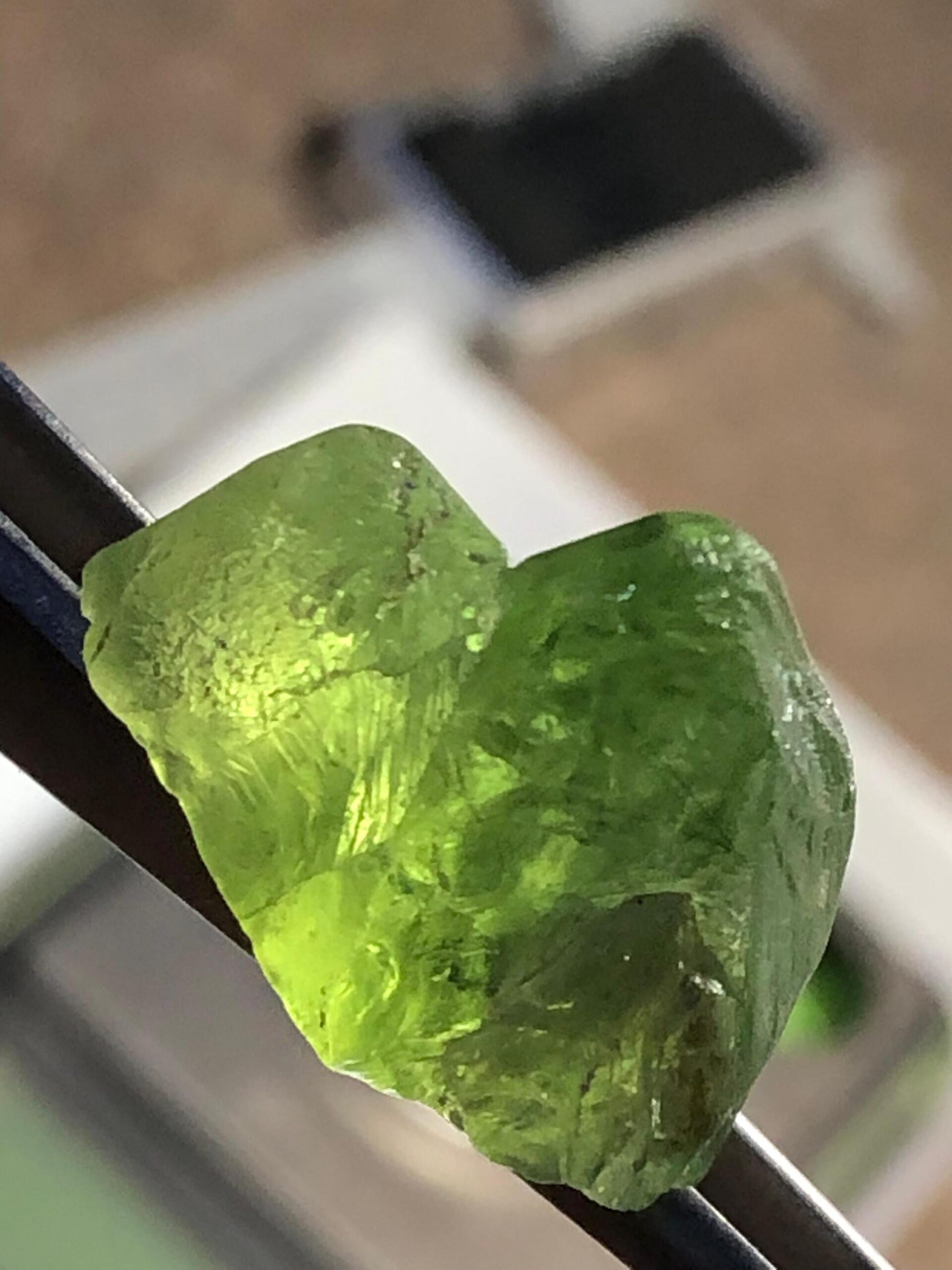 Natural Peridot Rough Crystal 31.55 Ct | Suppat Valley Pakistan | Green Olivine Gemstone | Faceting Rough - Image 2