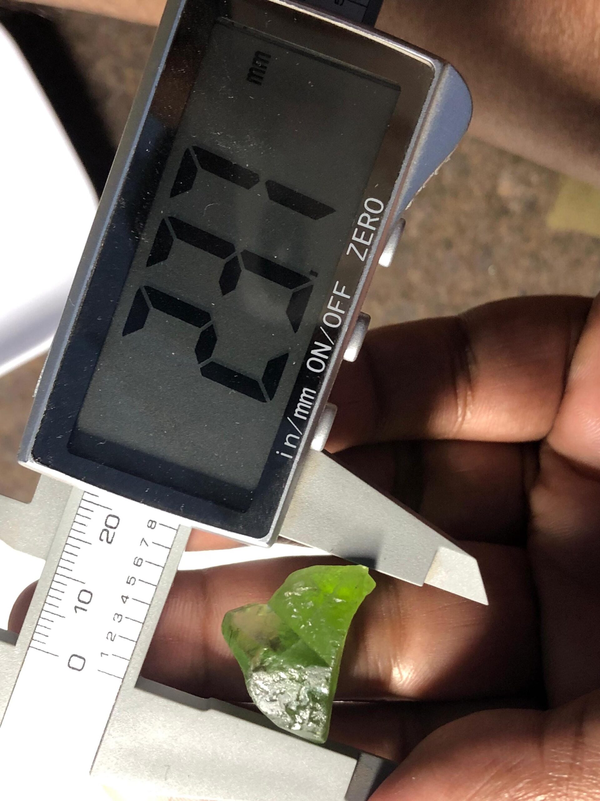 Natural Peridot Rough Crystal 31.55 Ct | Suppat Valley Pakistan | Green Olivine Gemstone | Faceting Rough - Image 6