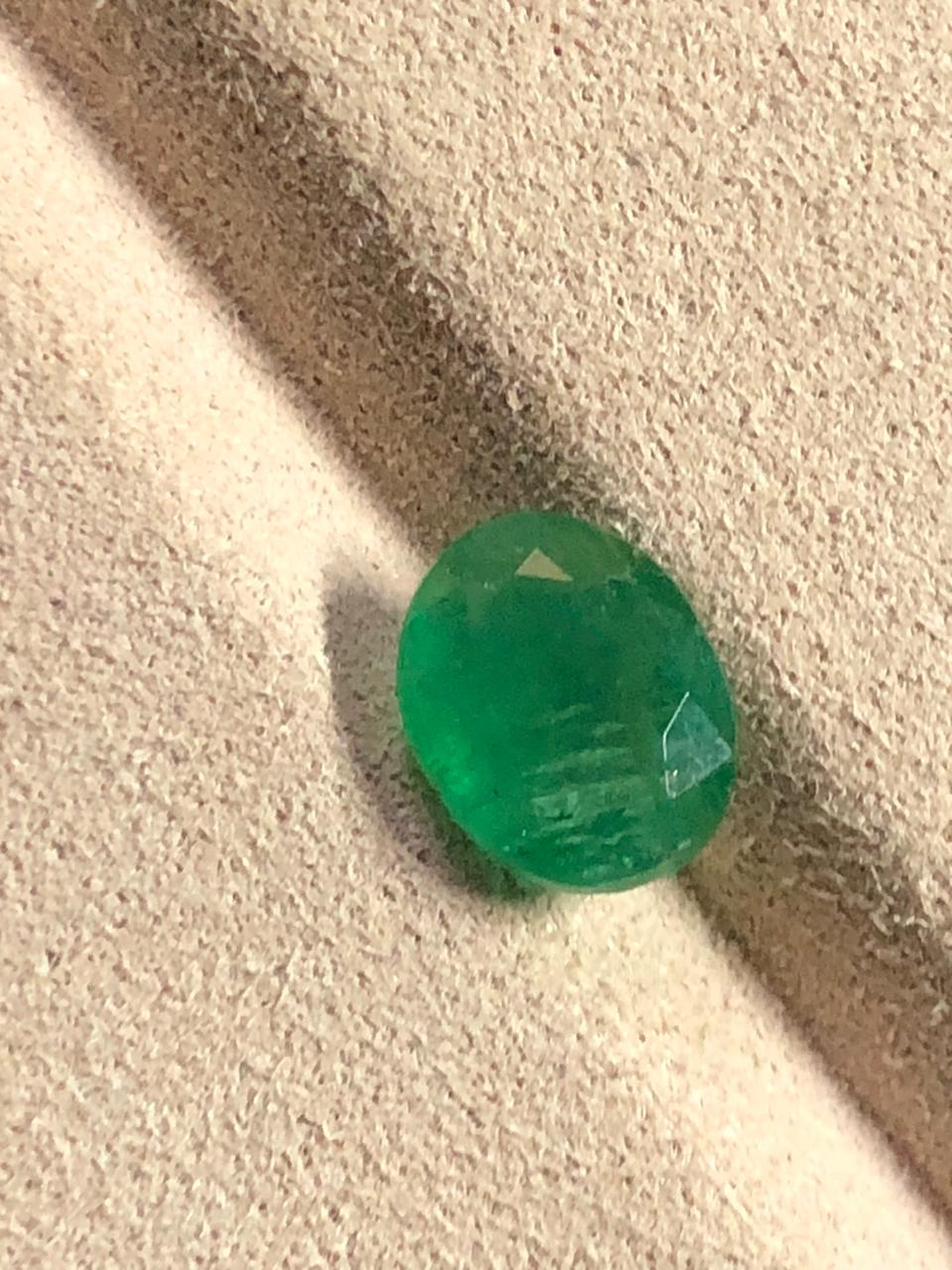 3.30 ct Natural Zambian Emerald – Loose Gemstone – Oval Cut – Green Emerald for Jewelry Making - Image 2