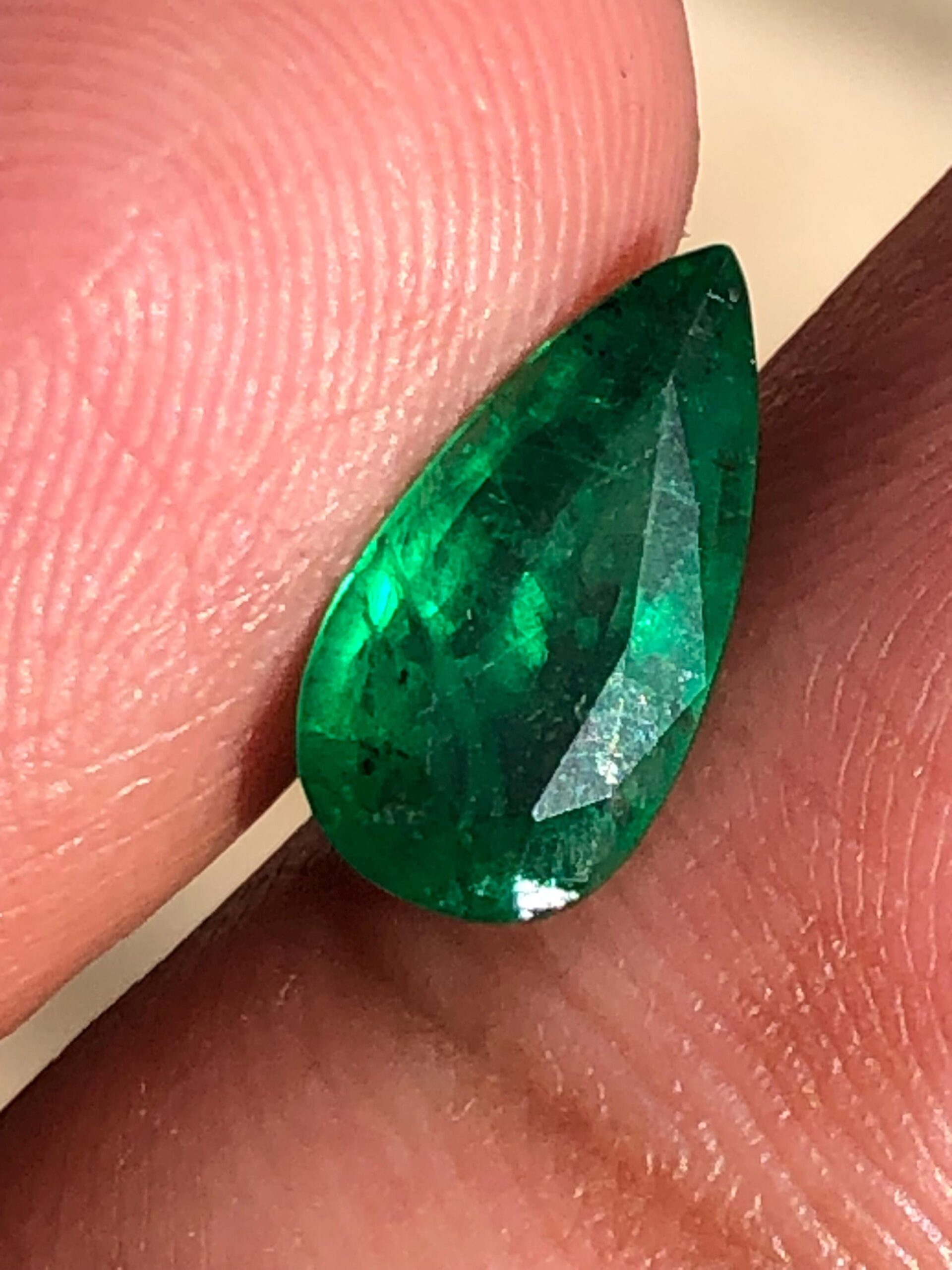 Swat Emerald Gemstone | 1.345 Carat Pear Cut, Pakistan - Image 6
