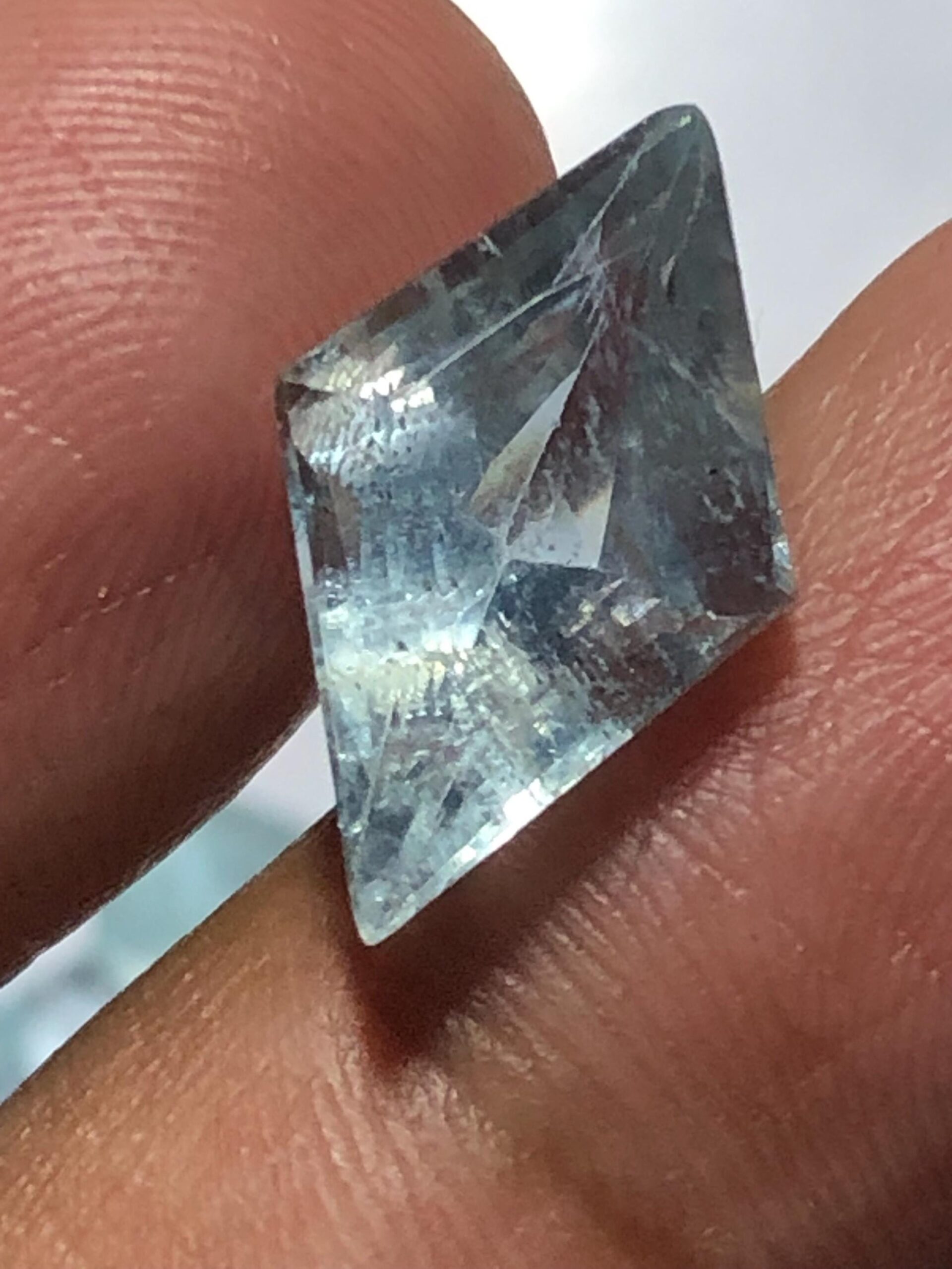 Natural Aquamarine Gemstone | 6.48 Carat Sky Blue, Hand Cut - Image 3