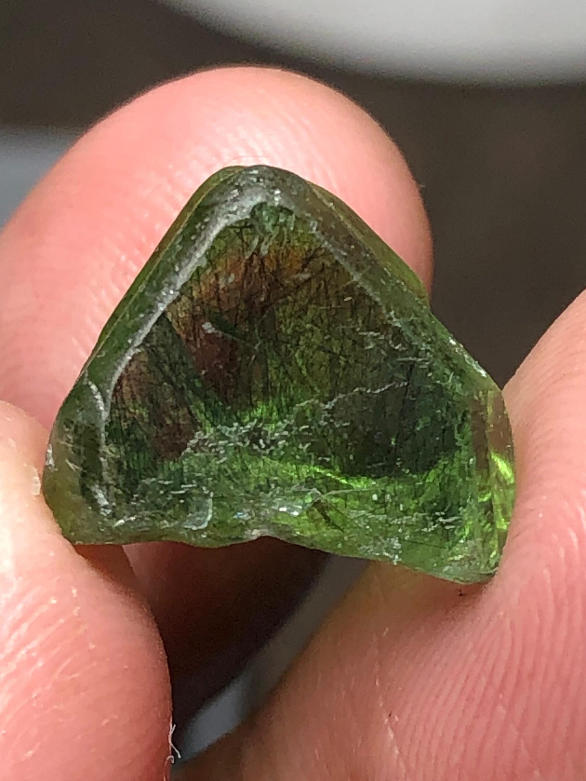 Natural Peridot Rough Crystal 15.22 Ct | Suppat Valley Pakistan | Green Olivine Gemstone | Untreated Mineral - Image 2
