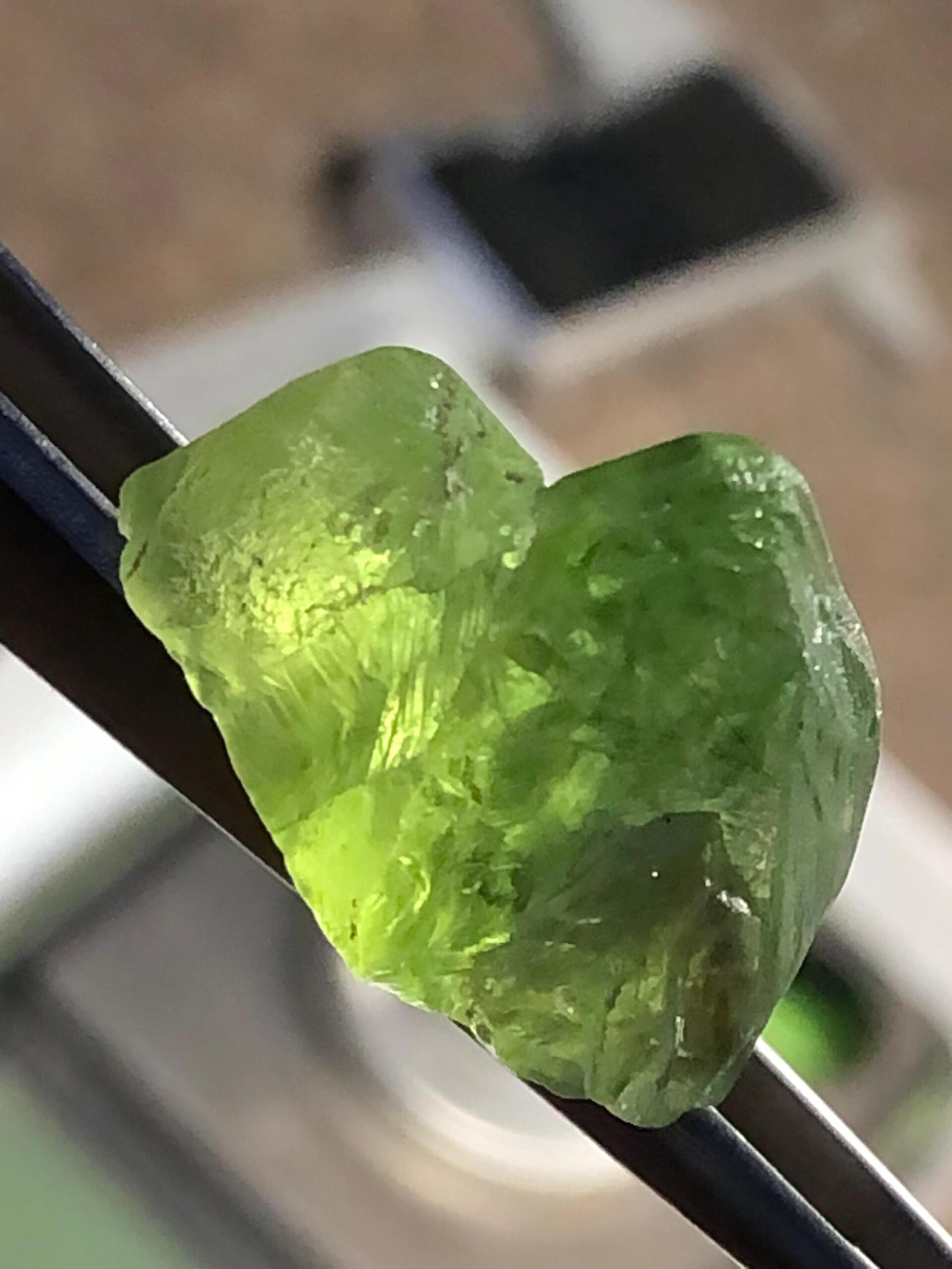 Natural Peridot Rough Crystal 31.55 Ct | Suppat Valley Pakistan | Green Olivine Gemstone | Faceting Rough - Image 3