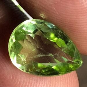 Natural Peridot 4.08 Ct | Oval Cut | Pakistan Mine | Bright Green Loose Gemstone for Jewelry