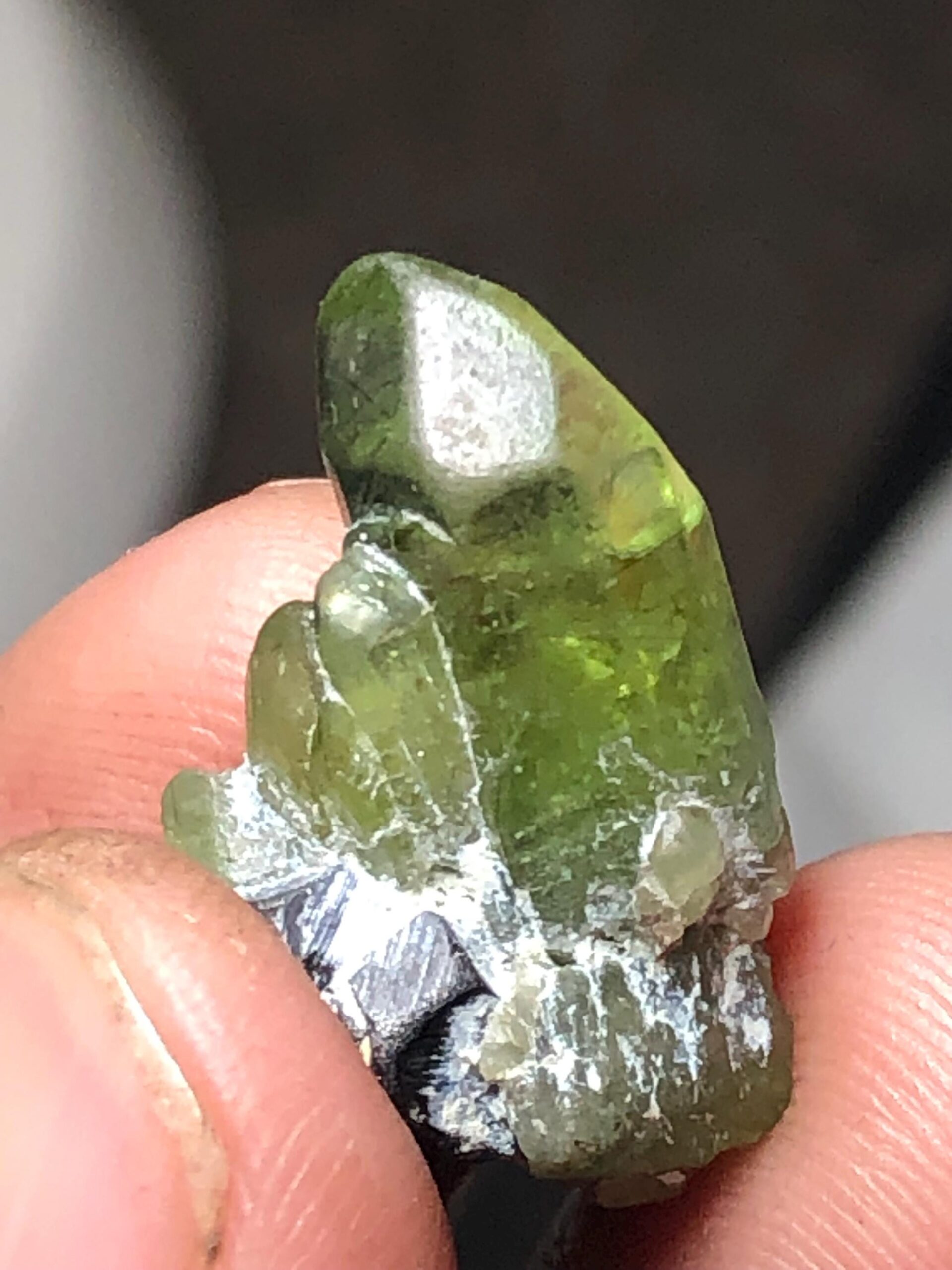 Natural Peridot Crystal Rough 15.15 Carat | Supat Valley Pakistan | Green Olivine Gemstone Specimen - Image 2