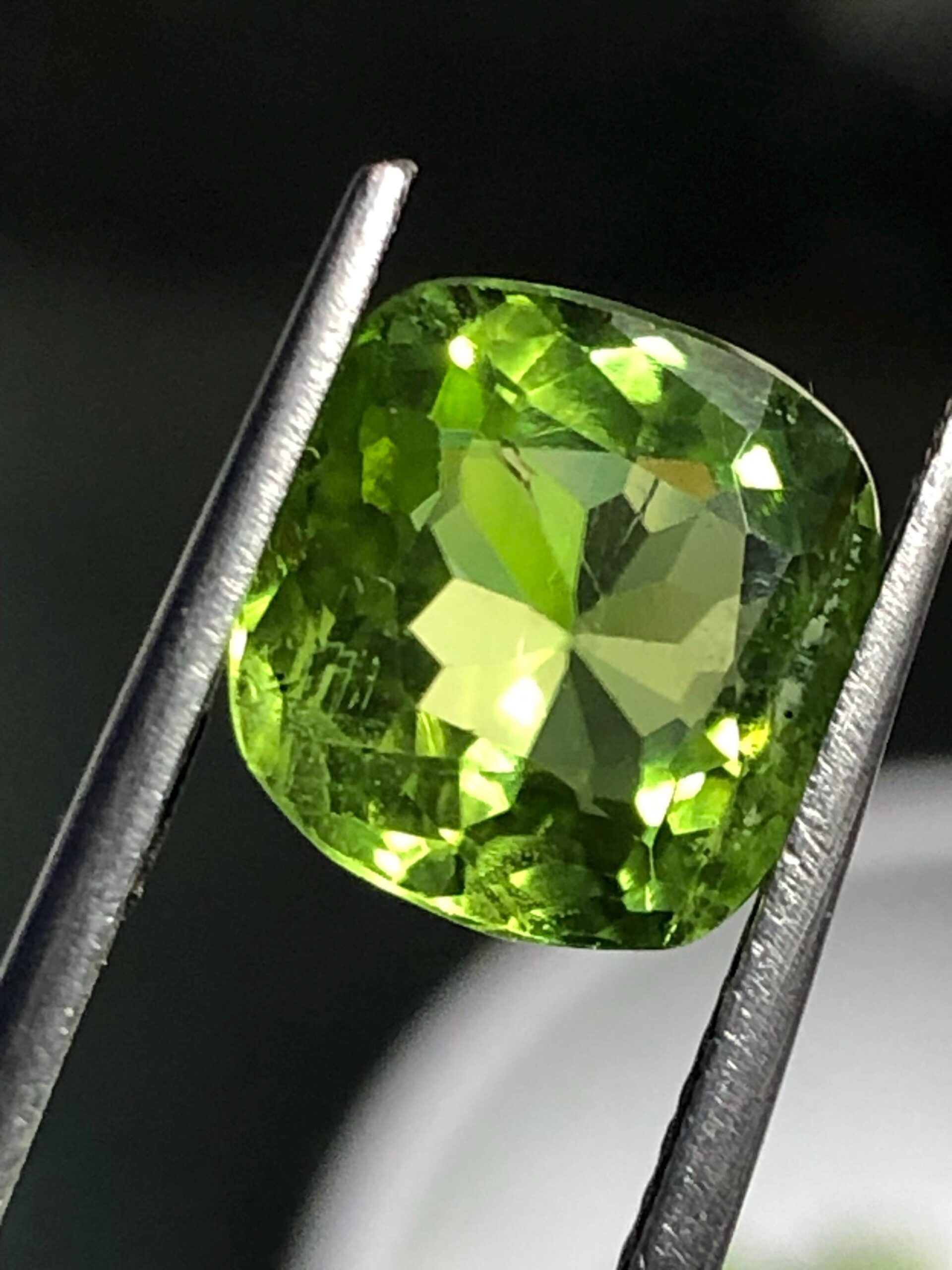 Natural Bright Green Peridot Gemstone | 3.625 Ct Cushion Cut, Pakistan - Image 4