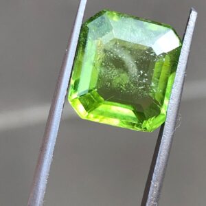 Emerald Cut Natural Peridot Gemstone | 6.65 Carat Pakistan Mine, August Birthstone