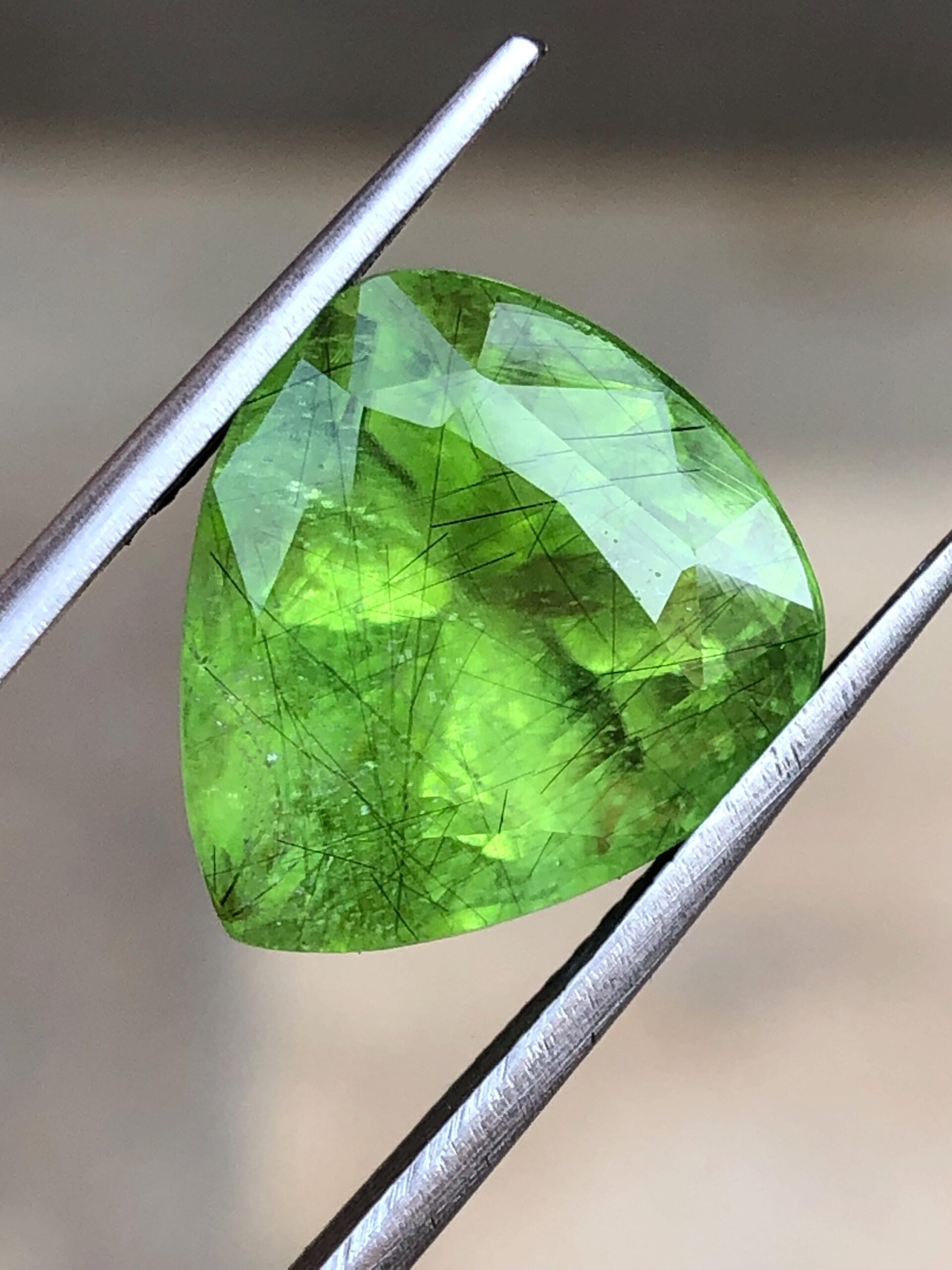 Natural Rutile Peridot Gemstone | 10.58 Carat Trillion Cut, Pakistan Mine - Image 7