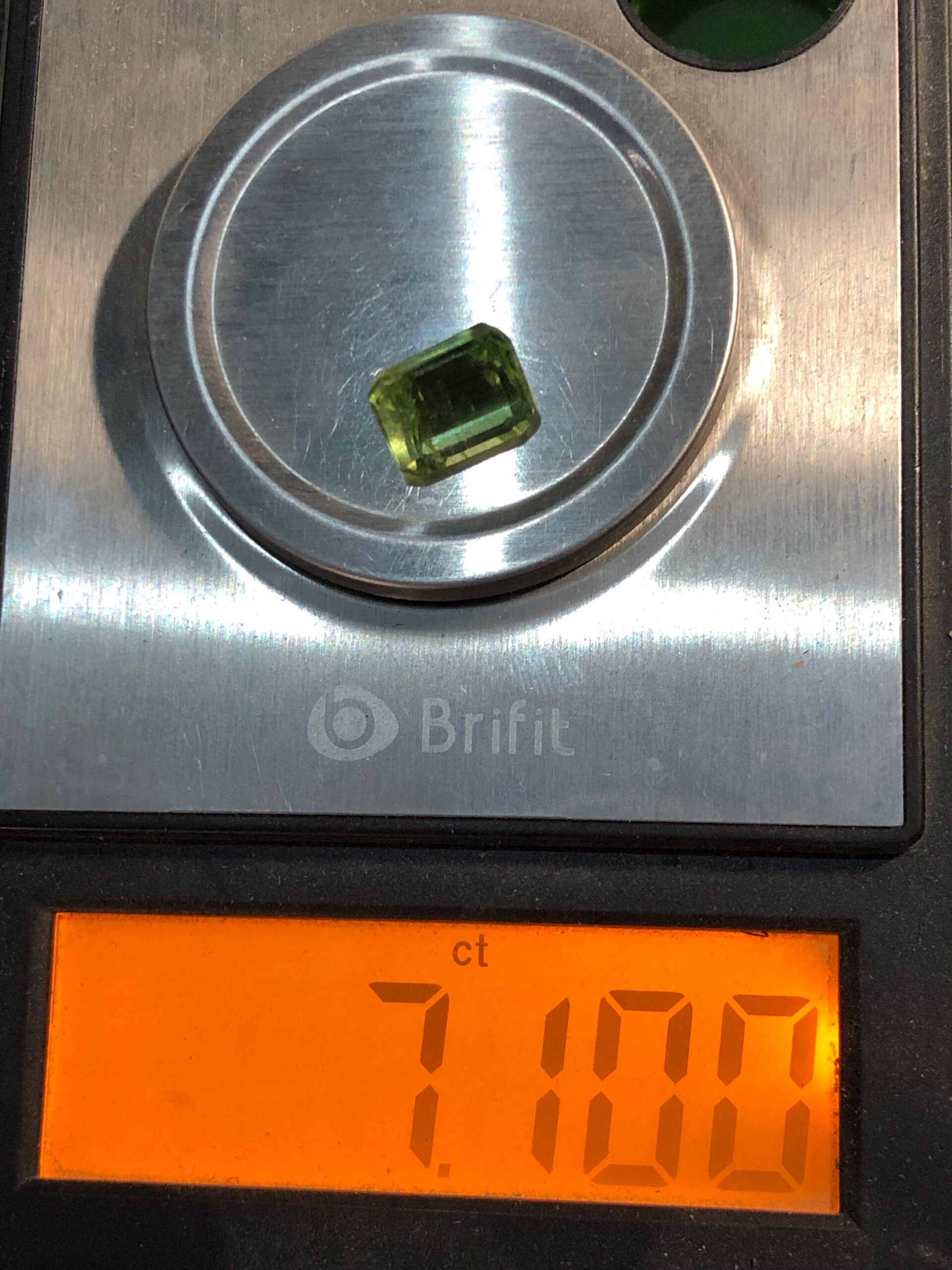 Natural Emerald Cut Rutile Peridot Gemstone | 7.10 Carat Pakistan Mine - Image 9