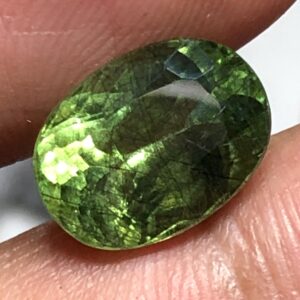 Natural Rutile Peridot Gemstone – 4.755 Carat Oval Cut, Pakistan Origin